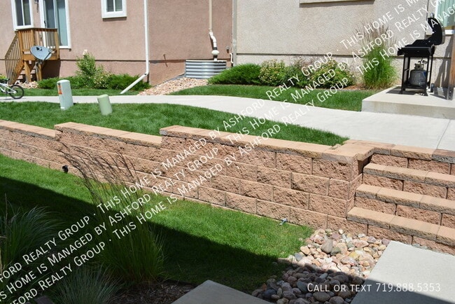 Building Photo - 11551 Mountain Turtle Dr