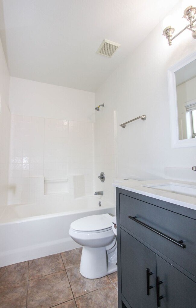 Building Photo - 4849 N Judy Ct