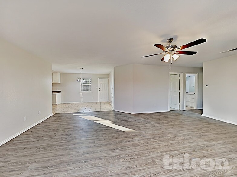 Building Photo - 4303 Sheldon Ln