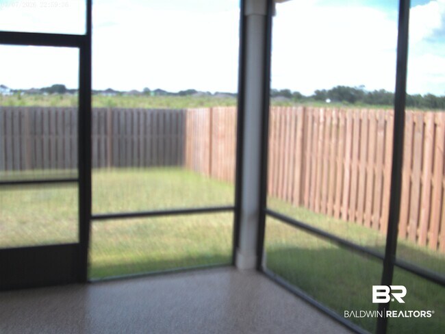 Building Photo - 1069 Hayward Lp