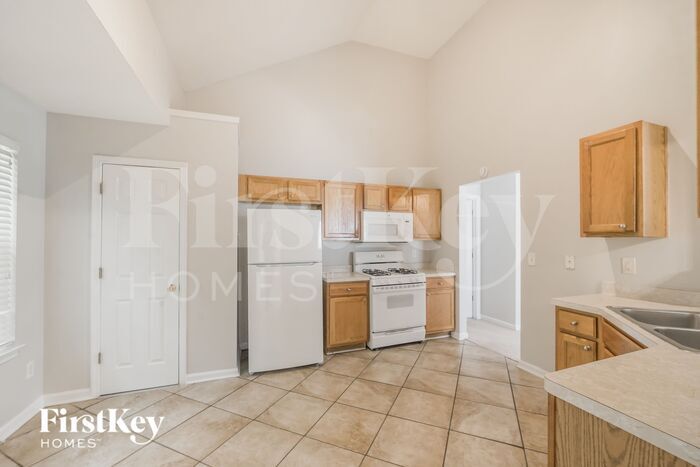 Building Photo - 4564 Glider Cir