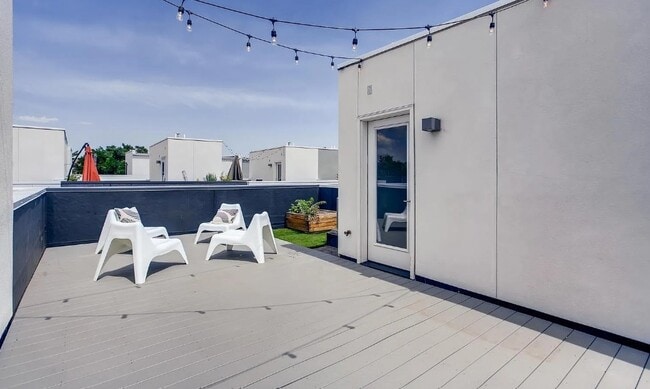 Building Photo - 3250 Federal Blvd