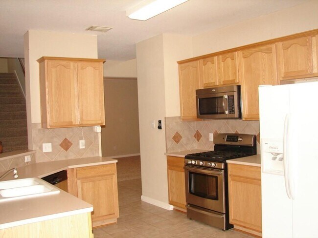 Building Photo - 1720 Lynnville Trail