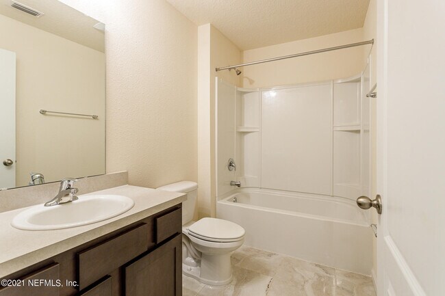 Building Photo - 2268 Pebble Point Dr