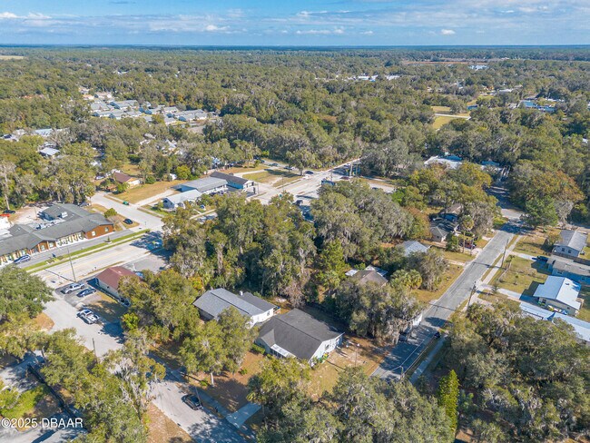Building Photo - 109 S Colorado Ave