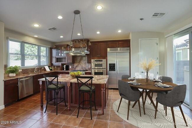 Building Photo - 2284 E Desert Broom Pl