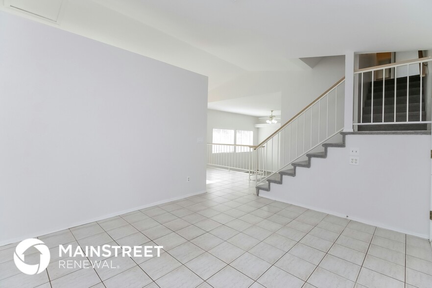 Building Photo - 1704 S 39th St