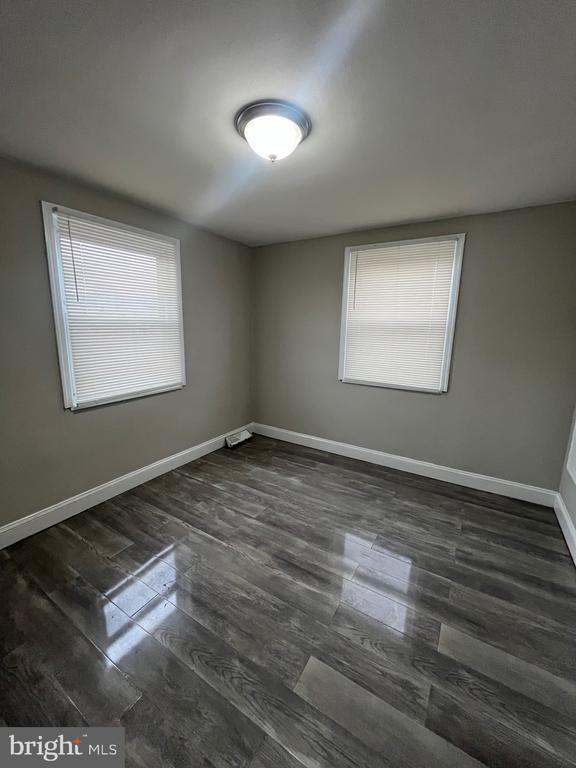 Building Photo - 2013 Delmar Dr