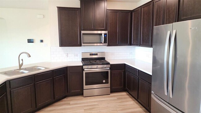 Building Photo - 6229 Mantalcino Dr