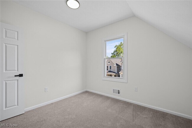 Building Photo - 12028 Wade Park Ave