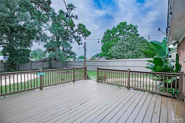 Building Photo - 4381 Bixby Cir