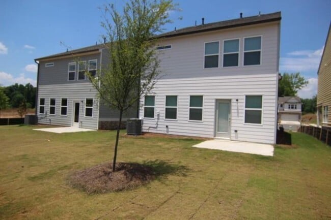 Building Photo - 51 Briarwood Dr W