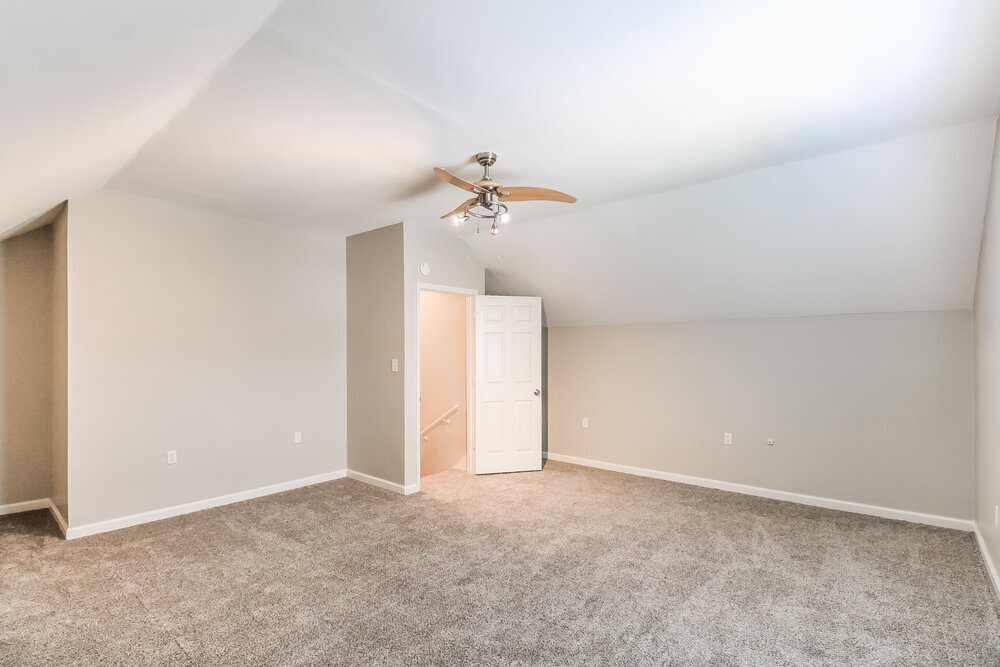 Building Photo - 3724 Belle Oaks Dr