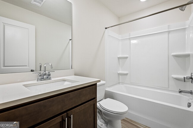 Building Photo - 776 Crestwell Cir