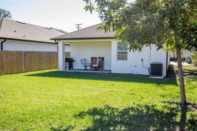 Building Photo - 1808 E Comanche Ave