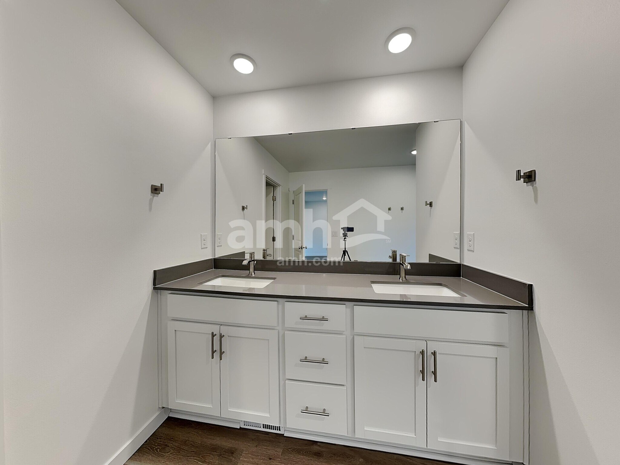 Building Photo - 5109 Turnstone St SE