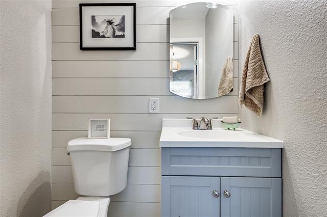 Building Photo - 1200 Tipps Rd