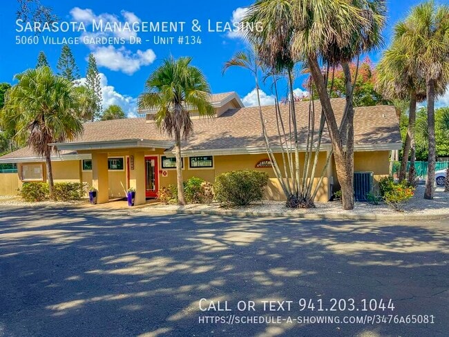 Building Photo - 5060 Village Garden Dr