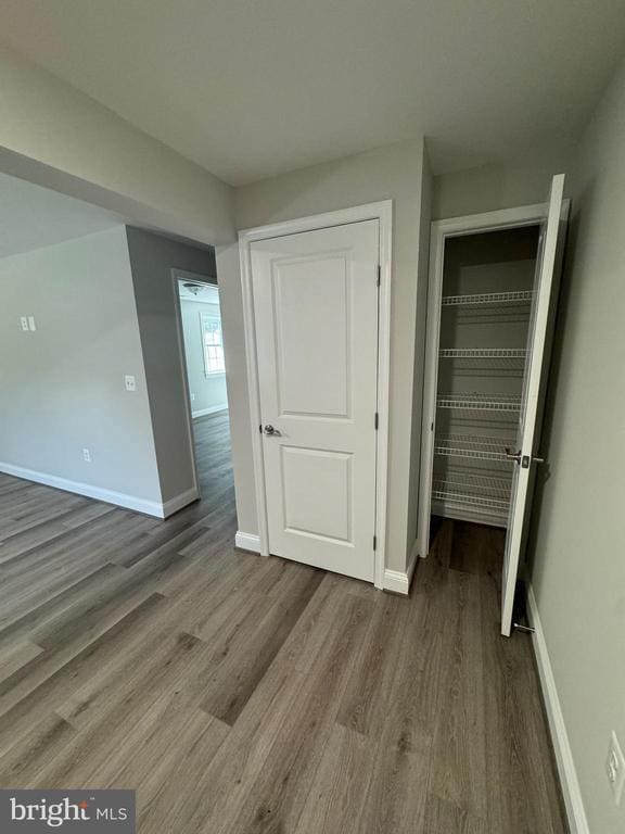 Building Photo - 1103 Llano Dr