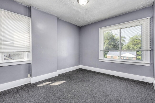 Building Photo - 15740 Stout St