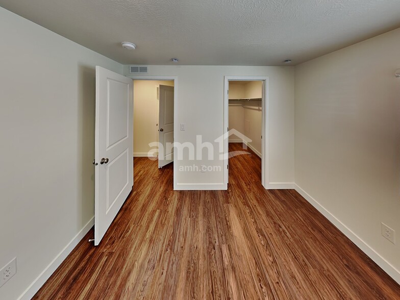 Building Photo - 3479 N Annabell St