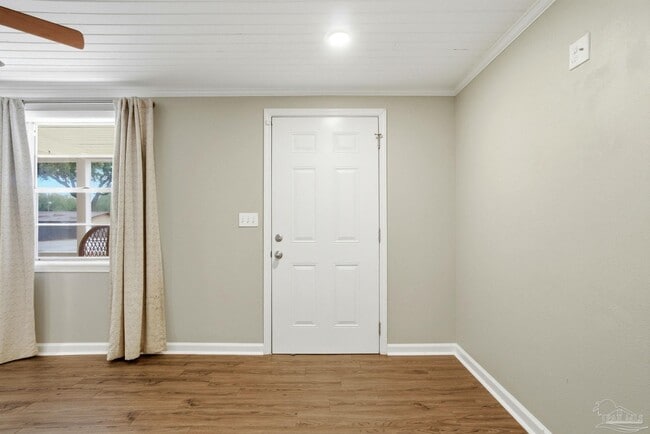 Building Photo - 3750 Martin St