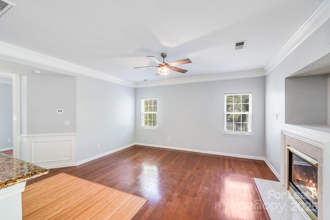 Building Photo - 16024 Kirsten Nicole Rd