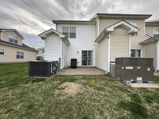 Building Photo - 122 Alexander Blvd