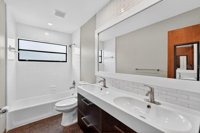 Building Photo - 234 Duncan Trail