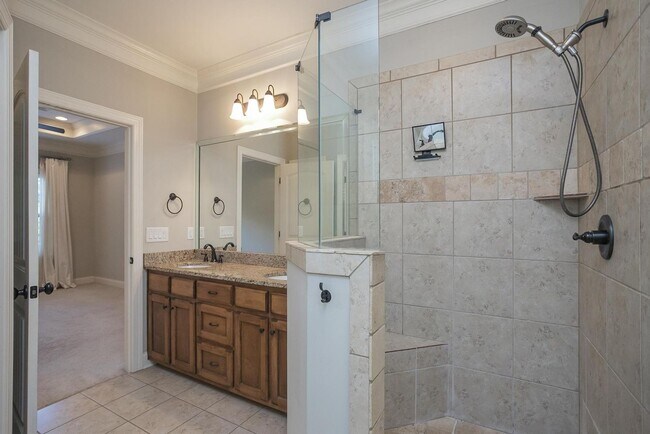 Building Photo - 7002 Brindle Ridge Way