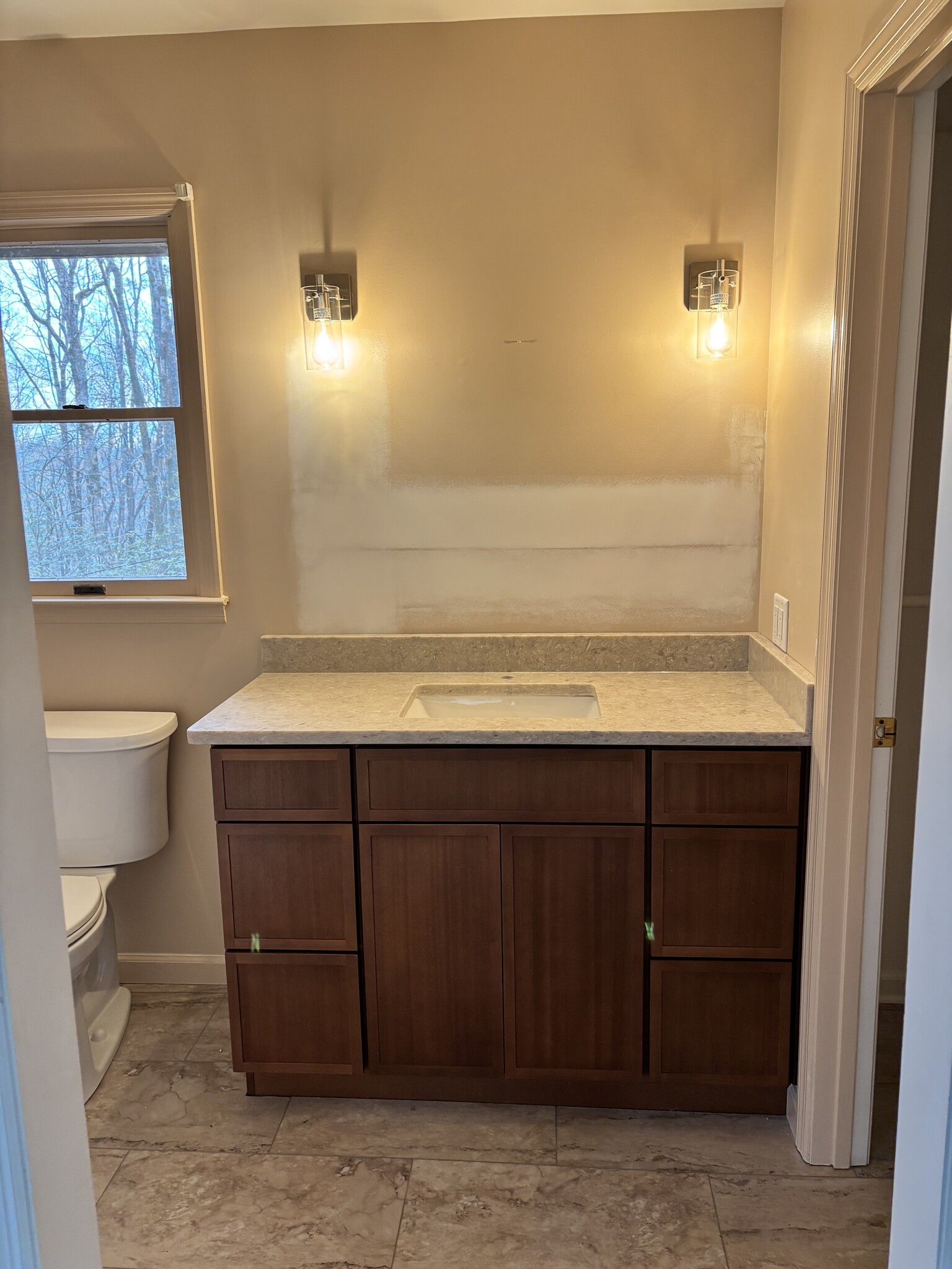 Building Photo - 16 Alpen Rose Way