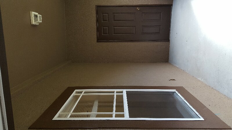 Building Photo - 16253 Enclave Village Dr