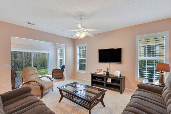 Building Photo - "213 Landing Lane - Charming 2-Bed, 2-Bath with Den and Sun Room Home, 1,550 Sq Ft of Comfort in ...