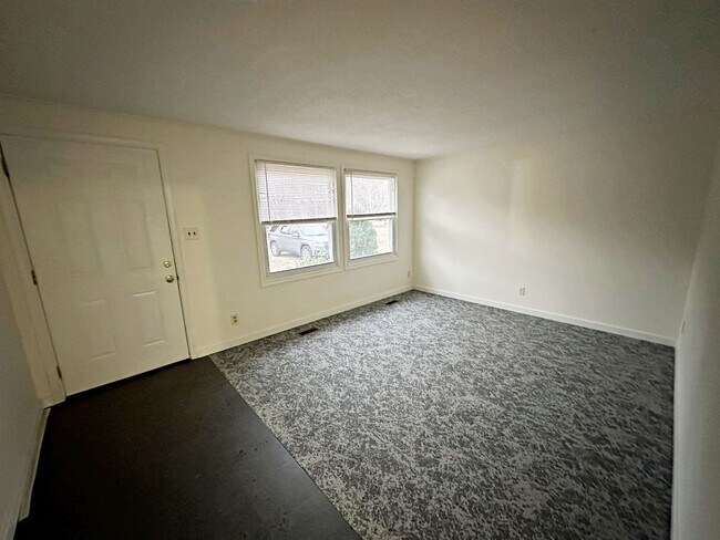 Building Photo - Renovated Rancher with 3 Bedrooms & 2 Baths!