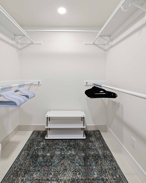 Building Photo - 1918 Marshallfield Ln