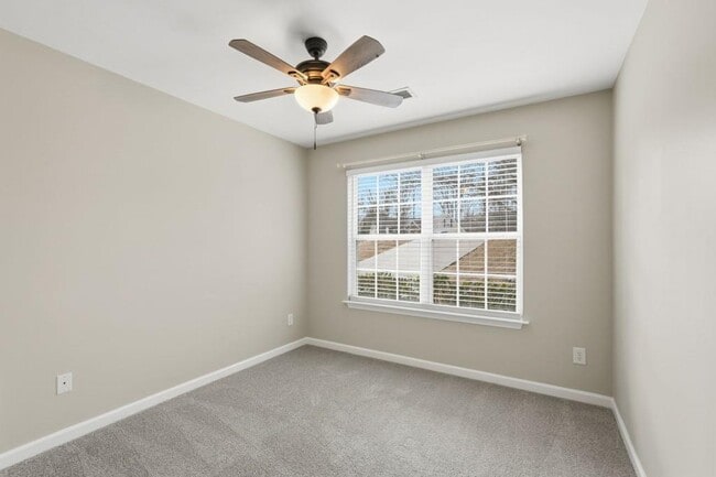 Building Photo - 5055 Blue Goose Ct