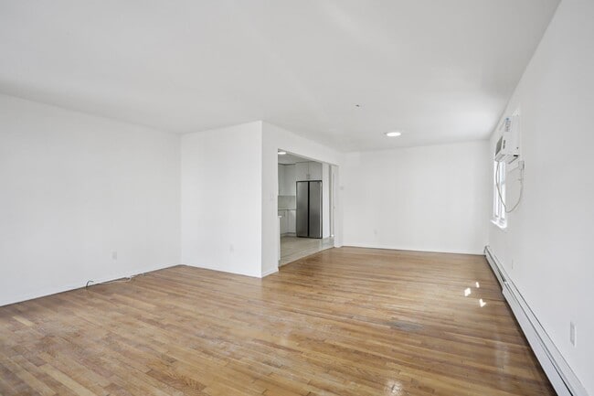 Building Photo - 342 Ogden Ave.