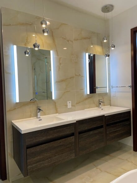Master Bathroom - 2783 190th St