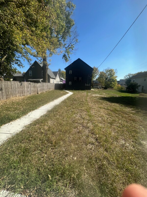 Building Photo - 2612 Boulevard Pl