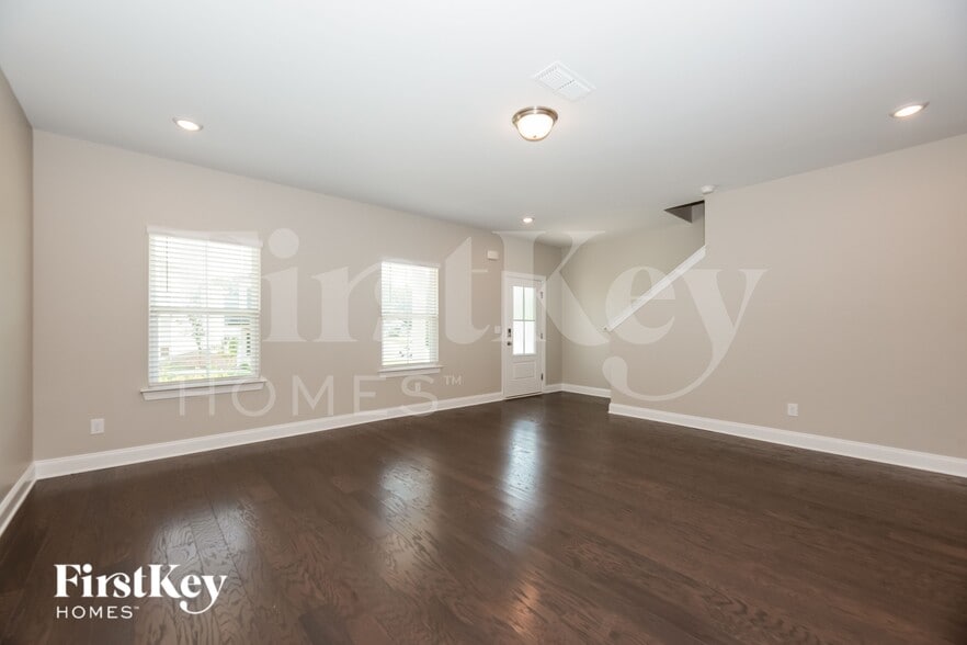 Building Photo - 1451 Japonica Aly