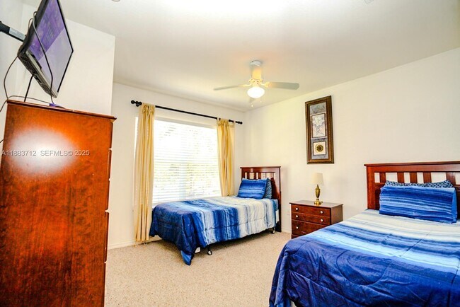 Building Photo - 2270 San Vital Dr