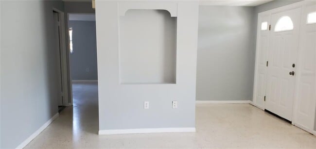 Building Photo - 4626 Hunter Ridge Dr