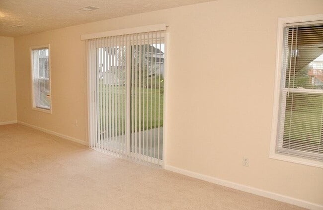 Building Photo - 5867 Timberlake Dr SE