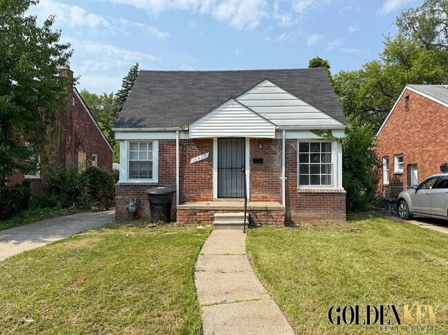 Primary Photo - Eastside Remodeled 3 bedroom home near 8 M...