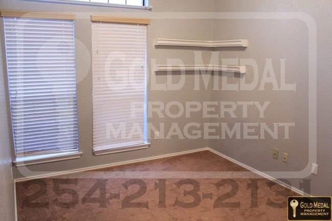 Building Photo - 602 Arapaho Dr