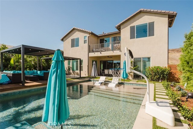 Building Photo - 11743 Canoga Ave