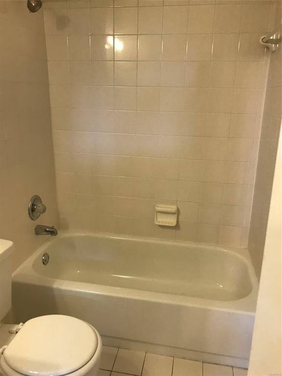 Building Photo - 9418 Huntingdon Ct