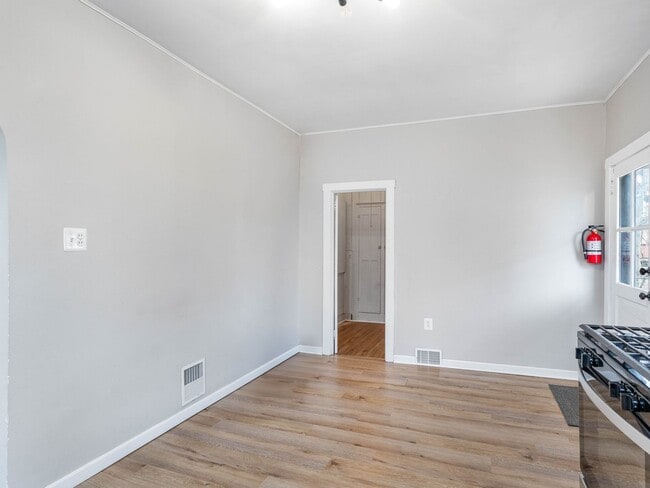 Building Photo - Newly Upgraded Duplex Unit for Rent – Modern Kitchen & Bathroom | Gloucester, NJ