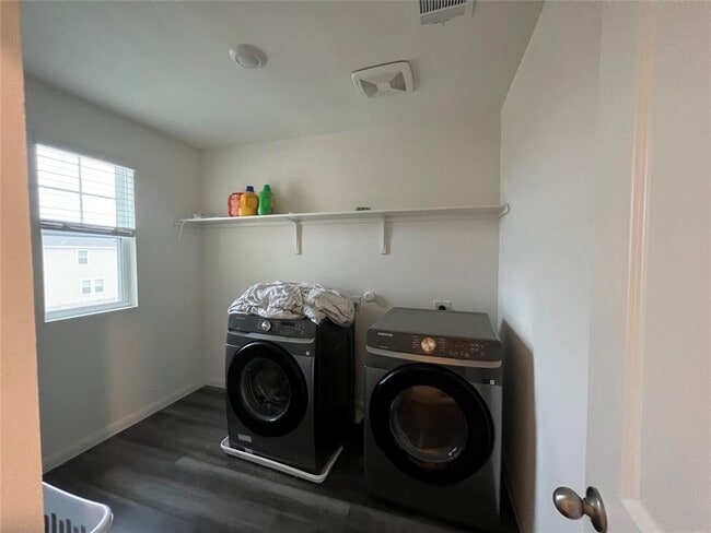 Building Photo - 309 Redfish Ln