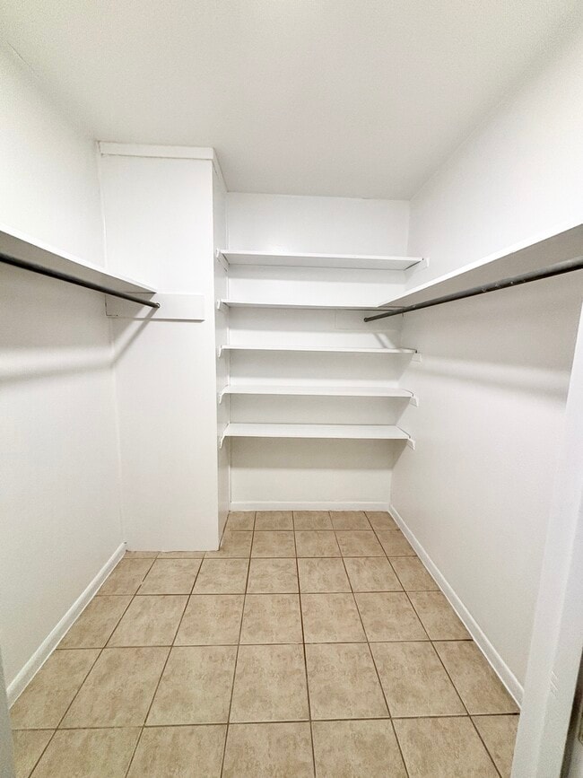 Building Photo - 126 Fulton Pl